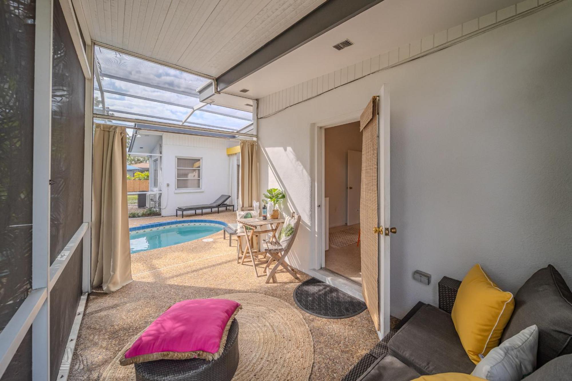 Fantastic Island House 1 Mile To The Beach With Heated Pool Sarasota megye Kültér fotó