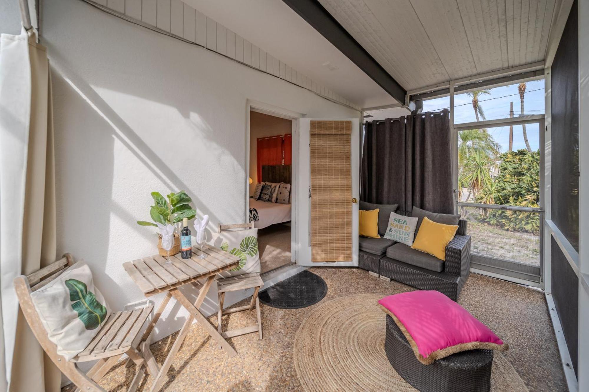 Fantastic Island House 1 Mile To The Beach With Heated Pool Sarasota megye Kültér fotó
